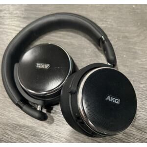 AKG N60NC Bluetooth Wireless Noise-Canceling Headphones - Black